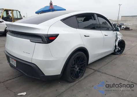 2026 Tesla Model Y Long Range Launch Series/Premium All-Wheel Drive z USA, uszkodzony, nr VIN 7SAYGDEE1TF356816